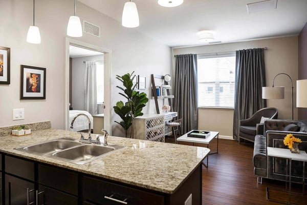 3_Caddis_Heartis_Fayetteville_IL_DemoHome_01