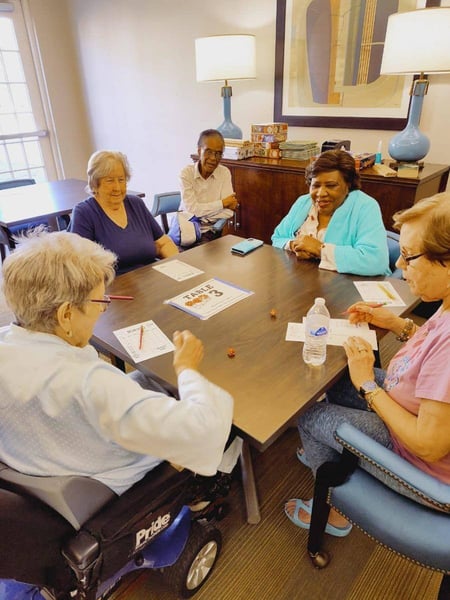 Heartis_Fayetteville_Residents_playing_games